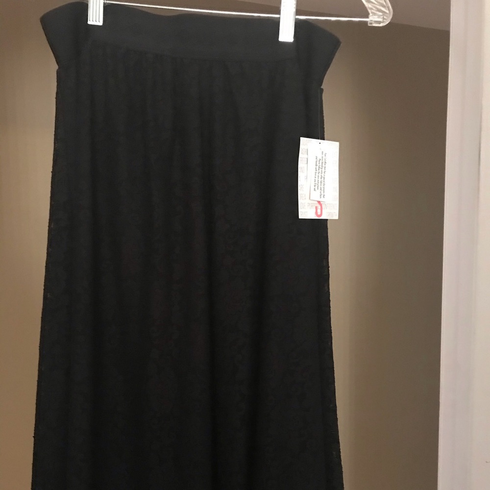 Small Black Lola from Lularoe